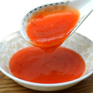 makinë automatike për paketimin e salcës djegës