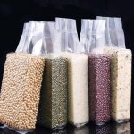 Makinë automatike për paketimin e qeseve me vakum me tulla pluhur